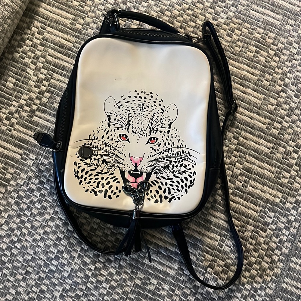 Maomaobag Tiger Backpack with Removal Straps and a Safety Lock